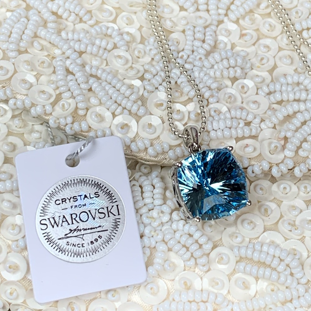 💎Genuine Swarovski Pendant💎 - Picture 7 of 14